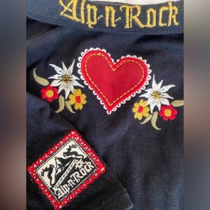 Alp-n-Rock Heavily Embroidered Aspen Patch Button Front Knit Top Size 1-S